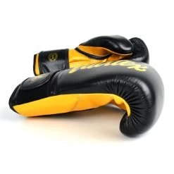 Fairtex BGV18 Super Sparring Boxing Gloves - Black/Gold -Knockout Shop fairtex bgv18 super sparring boxing gloves blackgold 921915