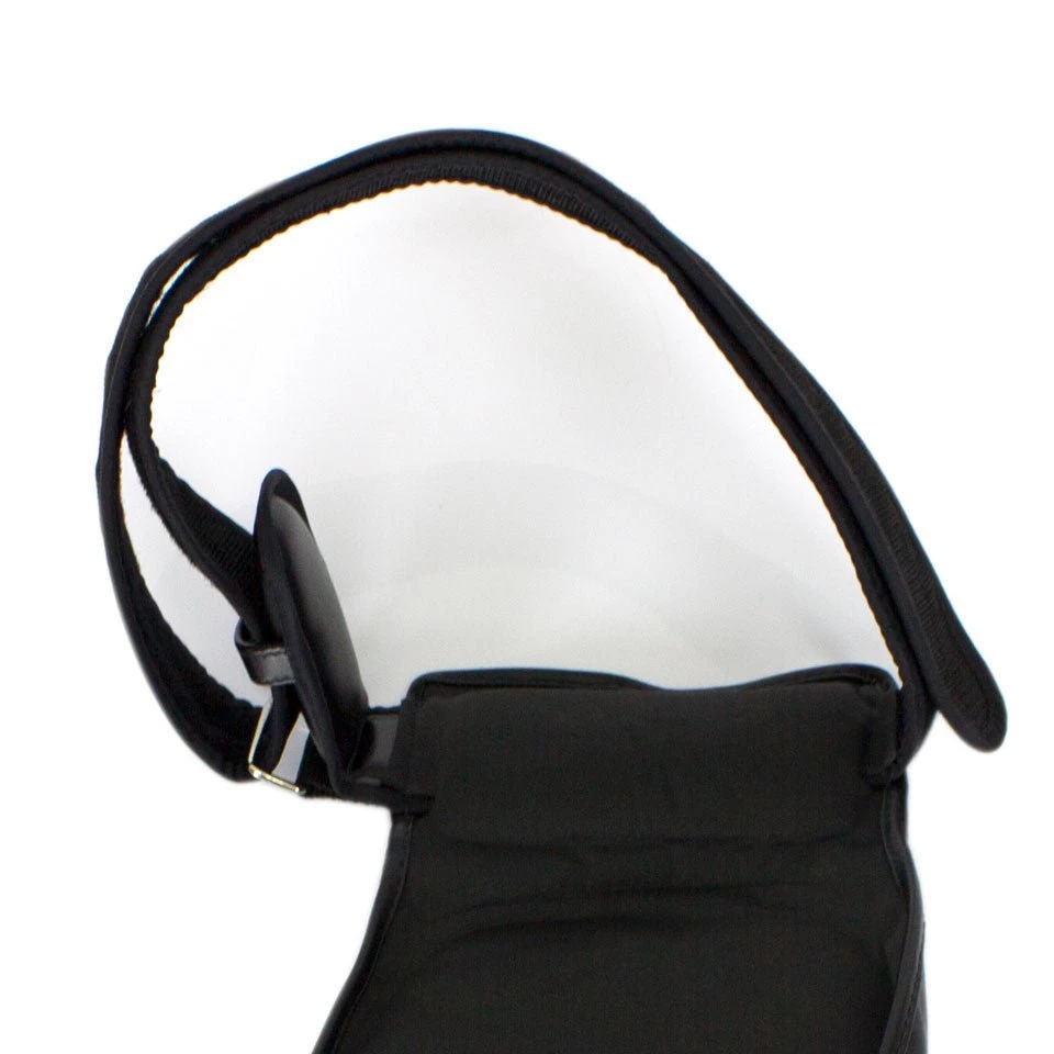 Fairtex TP4 Lightweight Thigh Pads - Black/Yellow 7 Fairtex TP4 Lightweight Thigh Pads - Black/Yellow - Image 5