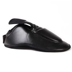 Fairtex Twister Detachable Shin Guards Black 13 Fairtex Twister Detachable Shin Guards Black -Knockout Shop fairtex twister detachable shin guards black 886158