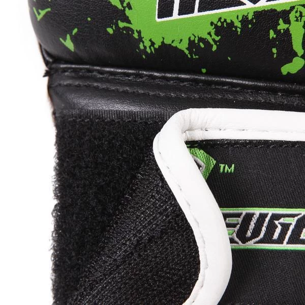 Revgear Kids Deluxe MMA Gloves - Green 5 Revgear Kids Deluxe MMA Gloves - Green - Image 3