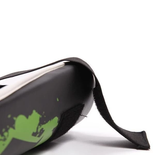 Revgear Kids Deluxe Shin Guards - Green 5 Revgear Kids Deluxe Shin Guards - Green - Image 3