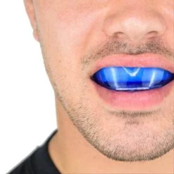 SafeJawz Extro Ice Mouth Guard -Knockout Shop safejawz extro ice mouth guard 8 8446 p