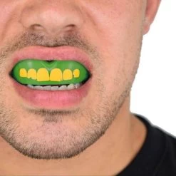 SafeJawz Extro Ogre Mouth Guard -Knockout Shop safejawz extro ogre mouth guard 6 8458 p