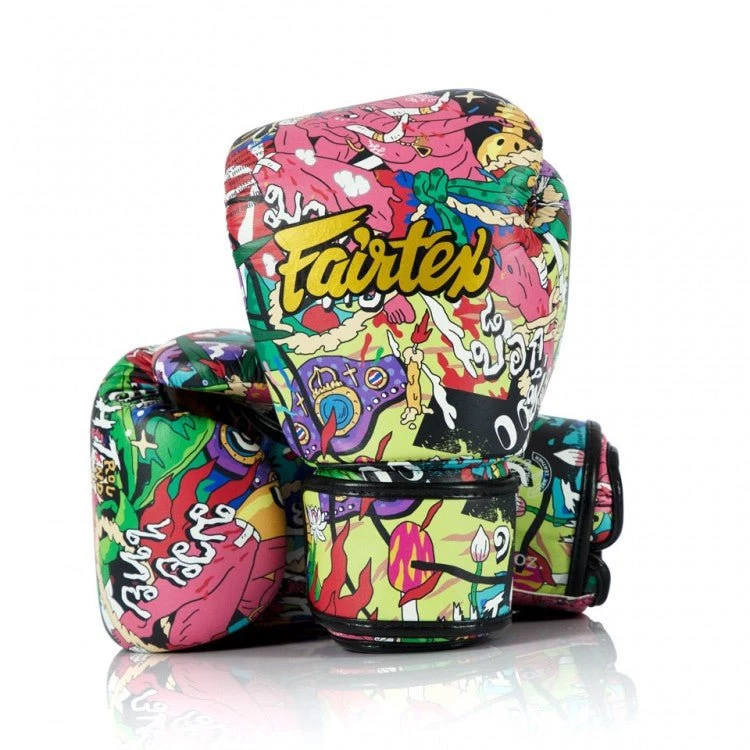 URFACE X Fairtex Limited Edition Boxing Gloves 3 URFACE X Fairtex Limited Edition Boxing Gloves
